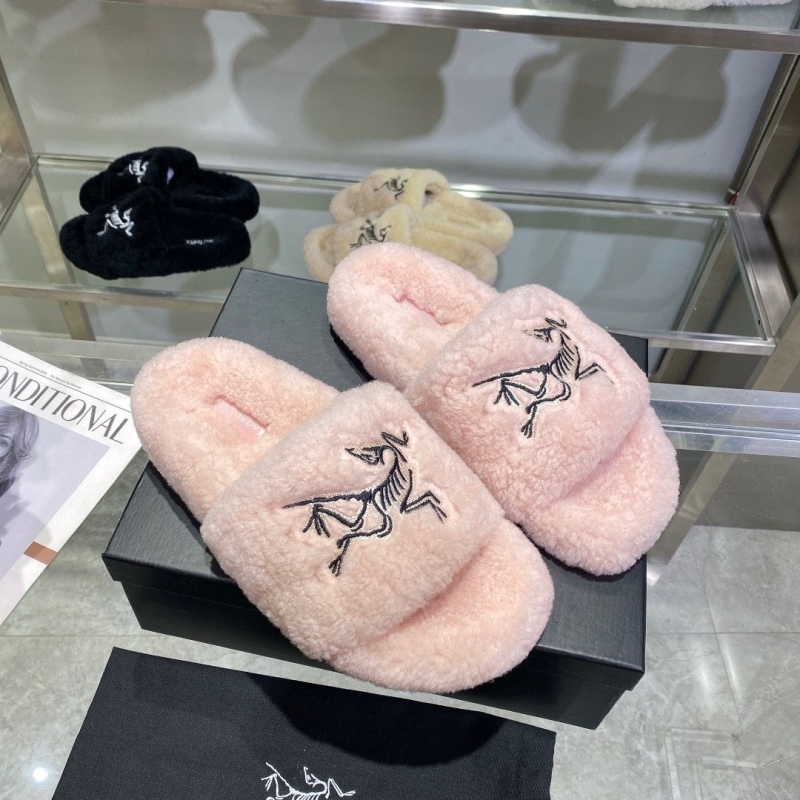 Other Slippers